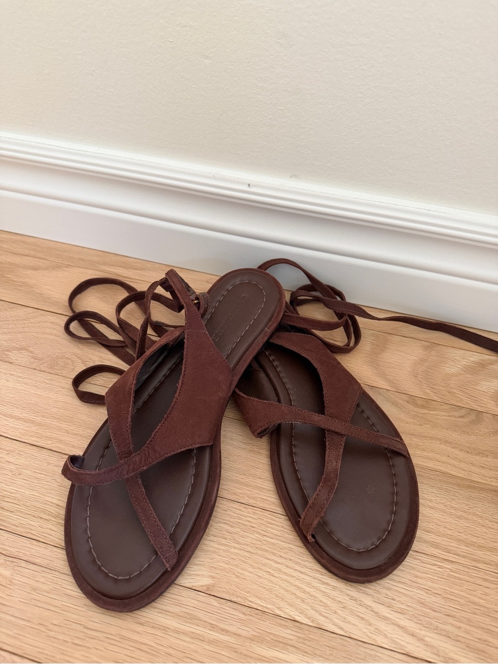 Everlane Leather Criss-Cross Sandal